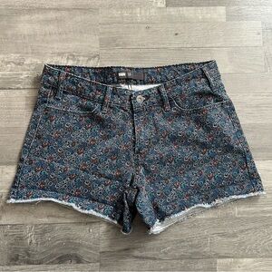 Levi's Gray Floral Cut Off Shorts 10